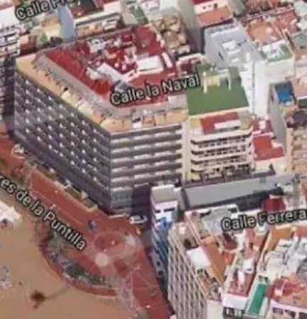 2 Bedrooms Flat 50 Mts Away From Canteras * Las Palmas de Gran Canaria