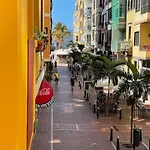2 Bedrooms Flat 50 Mts Away From Canteras Apartamento *