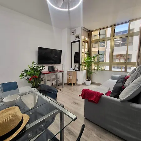 Апартаменти 2 Bedrooms Flat 50 Mts Away From Canteras Лас-Пальмас-де-Гран-Канарія
