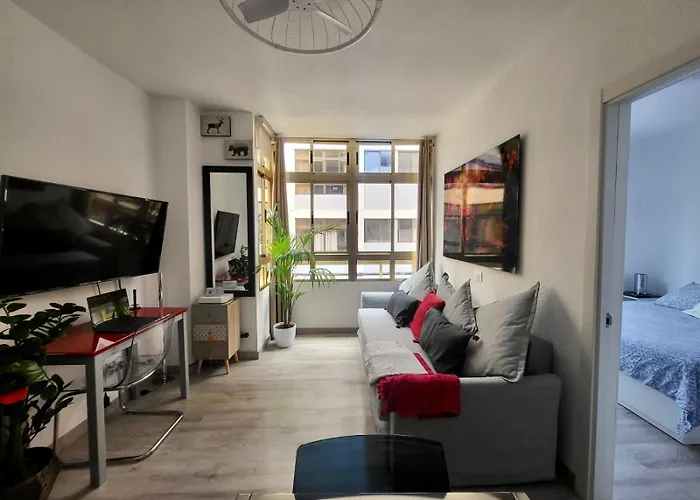 2 Bedrooms Flat 50 Mts Away From Canteras