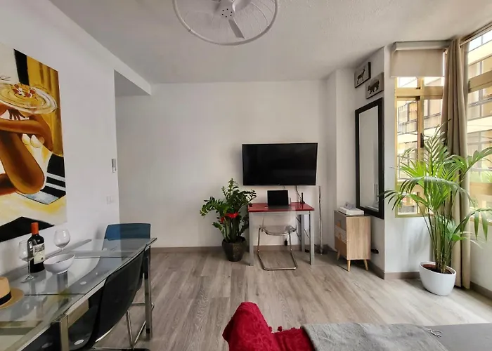 2 Bedrooms Flat 50 Mts Away From Canteras